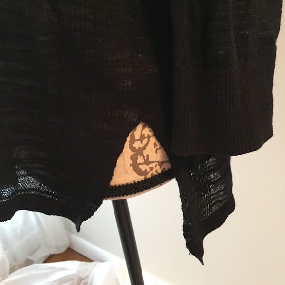 Calvin Klein Sweater - Picture 8 of 8